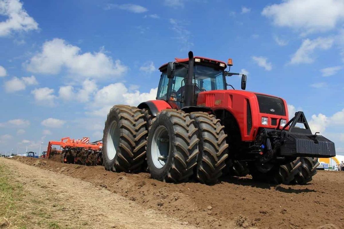 Manufacturing heavy agricultural machinery